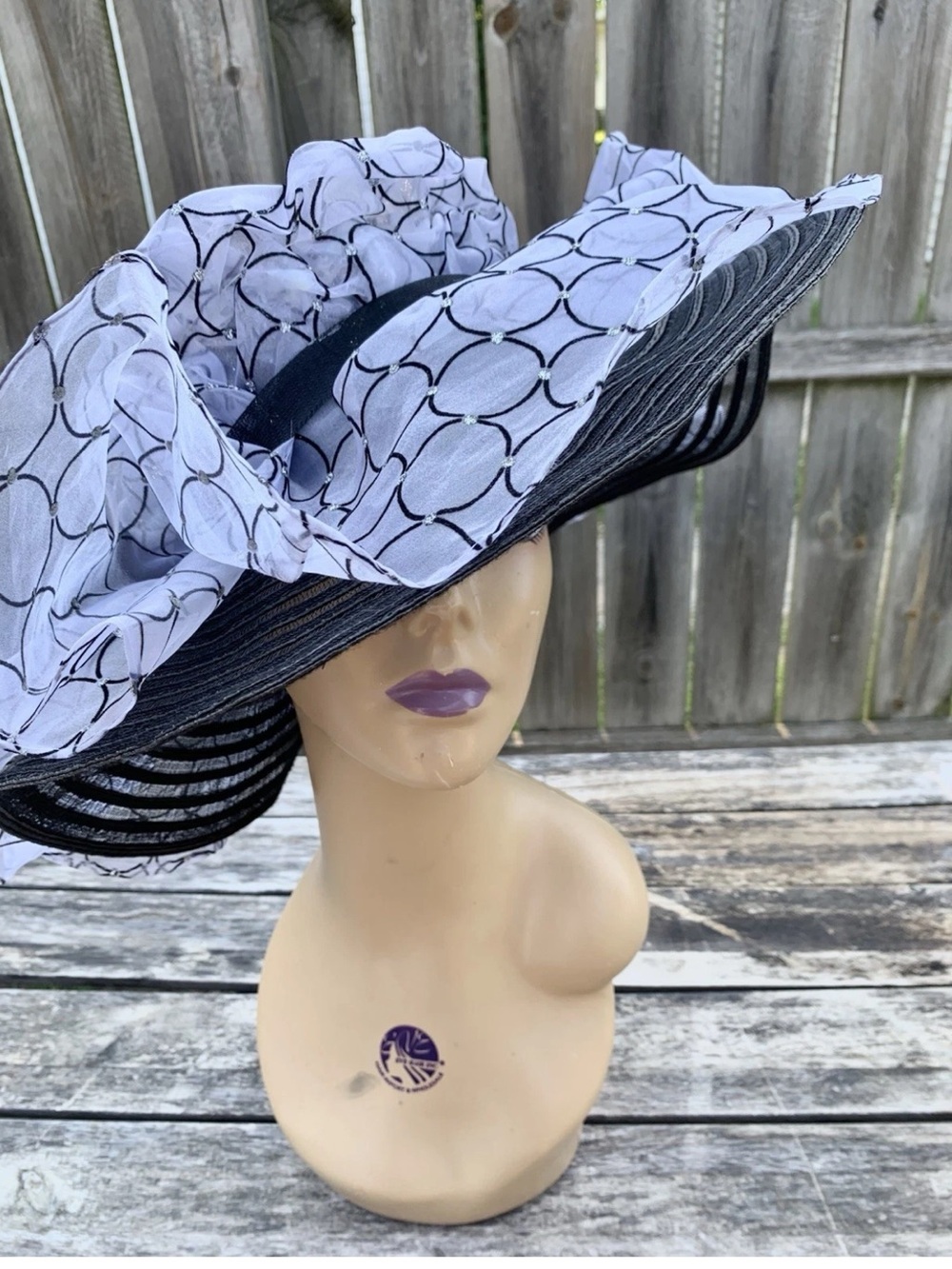 Vintage Silverstone Black White Geometric Ruffle Church Derby Hat